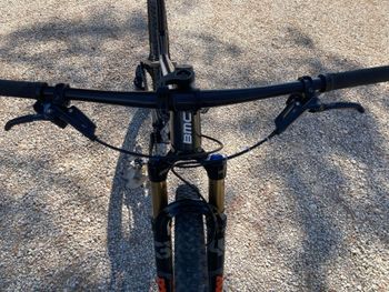 Used BMC Twostroke SRAM XX1 Eagle AXS 2022 Mountainbike, Negro — image 5 of 10