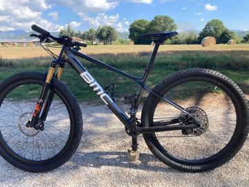 Used BMC Twostroke SRAM XX1 Eagle AXS 2022 Mountainbike, Black — image 2 of 10