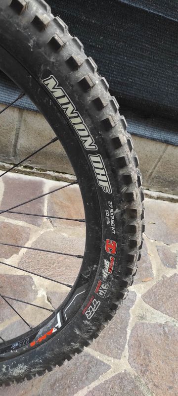 Giant Reign 1.5 2018 Mountainbike d'occasion — image 6 sur 9