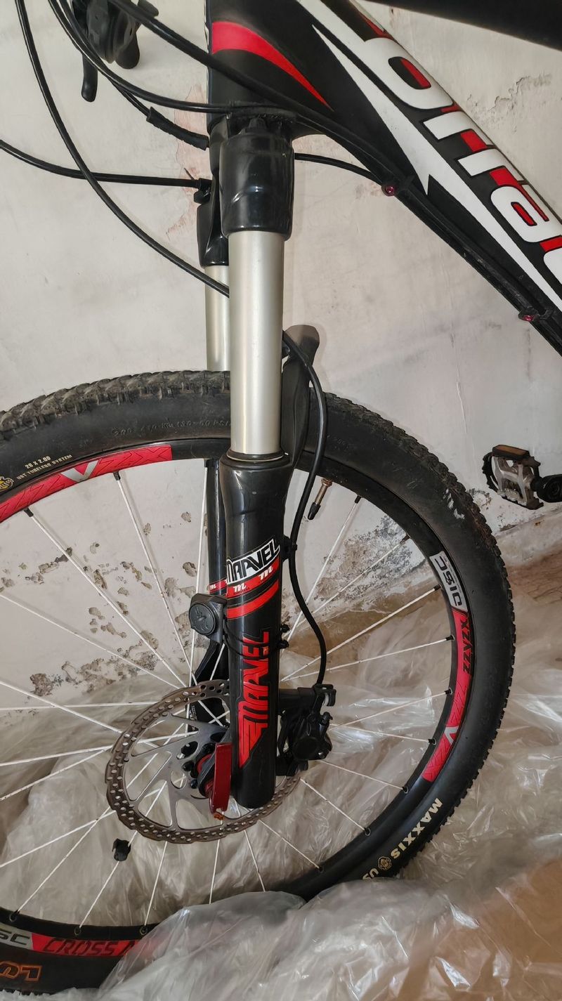 Corratec Revolution 2018 Mountainbike d'occasion — image 15 sur 16