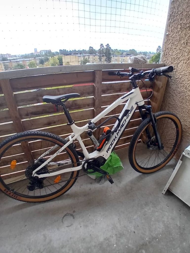 ROCK MACHINE TORRENT INT E90-29_22 2023 Mountainbike usato, Bianco — immagine 3 di 10