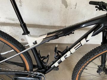 Used Trek Supercaliber SRAM GX Eagle 2021 Mountainbike, Black — image 5 of 6