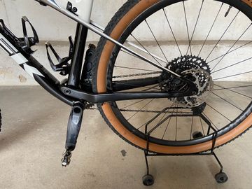 Used Trek Supercaliber SRAM GX Eagle 2021 Mountainbike, Black — image 2 of 6