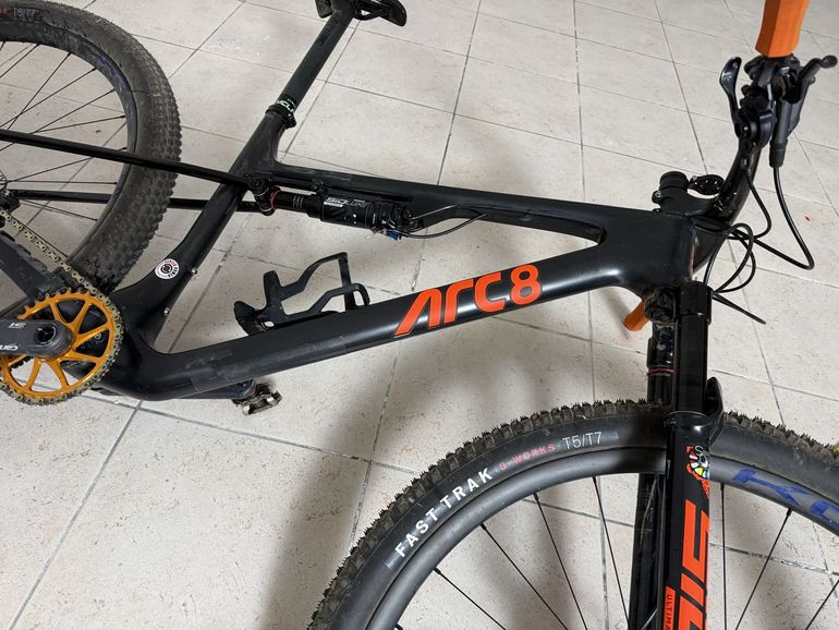 Used ARC8 Evolve Frameset 2023 Mountainbike, Black — image 9 of 9