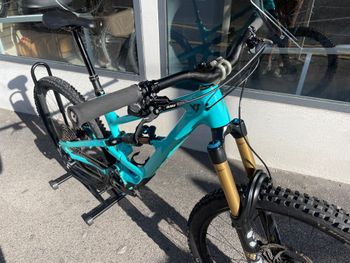 Used YT Industries Capra CORE 4 (NT) 29 2023 2023 Mountainbike, Azul — image 5 of 5
