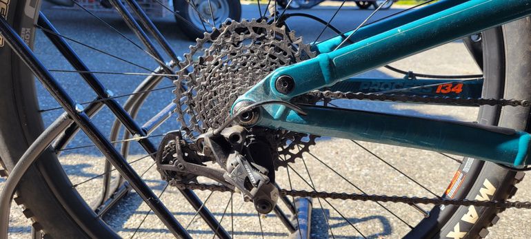 Used Kona Process 134 SE 2019 2019 Mountainbike, Green, 27.5 — image 5 of 6
