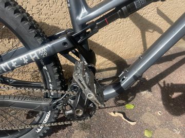 Brugt Commencal Meta AM 29 2023 Mountainbike — billede 2 af 5