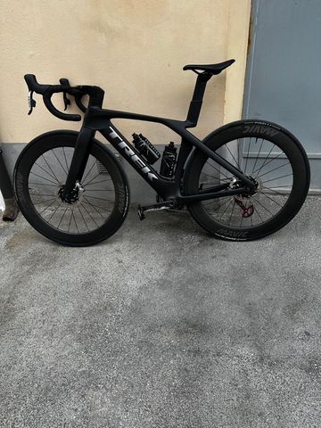 Używany Trek Madone SLR 7 AXS Gen 7 2024 2024 Road & Gravel