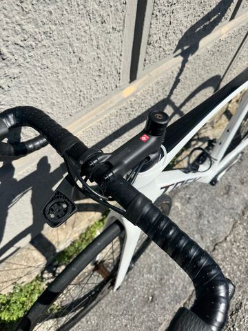 Trek Émonda SL 5 2024 2024 Road & Gravel usato, Bianco — immagine 12 di 16