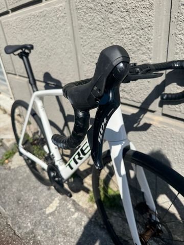 Trek Émonda SL 5 2024 2024 Road & Gravel usato, Bianco — immagine 6 di 16