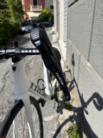 Trek Émonda SL 5 2024 2024 Road & Gravel usato, Bianco — immagine 5 di 16
