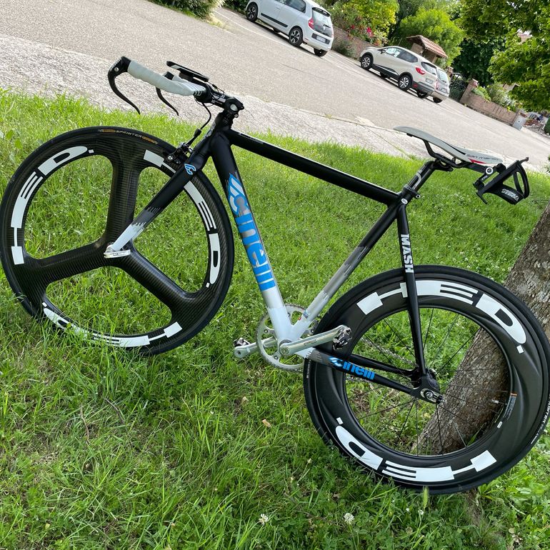 Cinelli Histogram Mash 2015