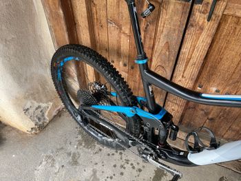 Used Giant Giant Trance 4 2017 2017 Mountainbike — image 5 of 11