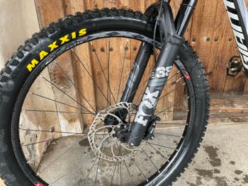 Used Giant Giant Trance 4 2017 2017 Mountainbike — image 4 of 11