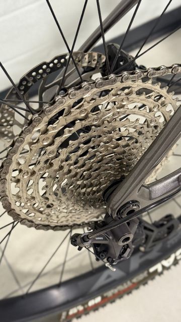 Tweedehands Orbea ALMA M50 2022 2022 Mountainbike — afbeelding 3 van 15