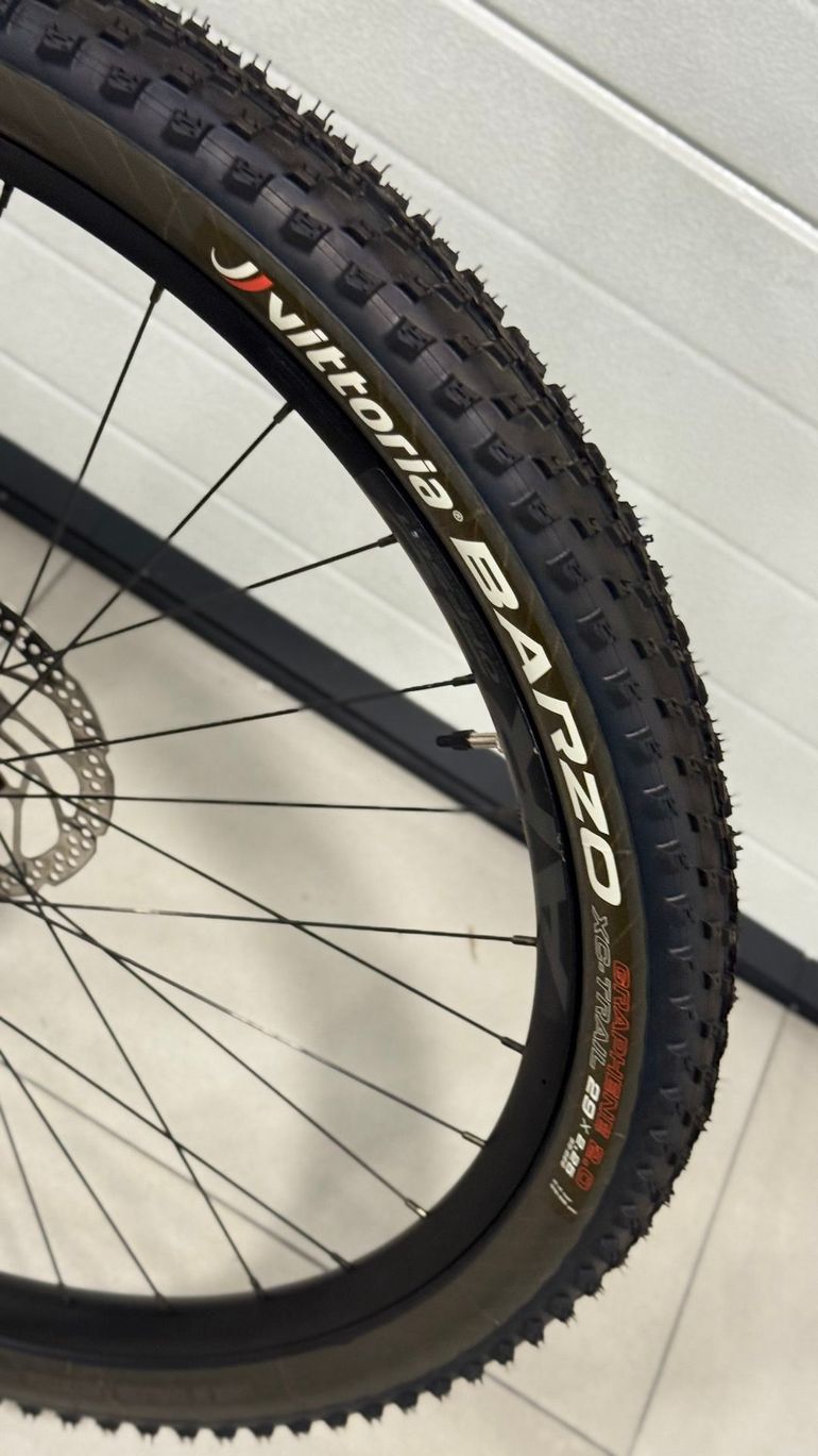 Used Orbea ALMA M50 2022 2022 Mountainbike, Black, 29 — image 12 of 15