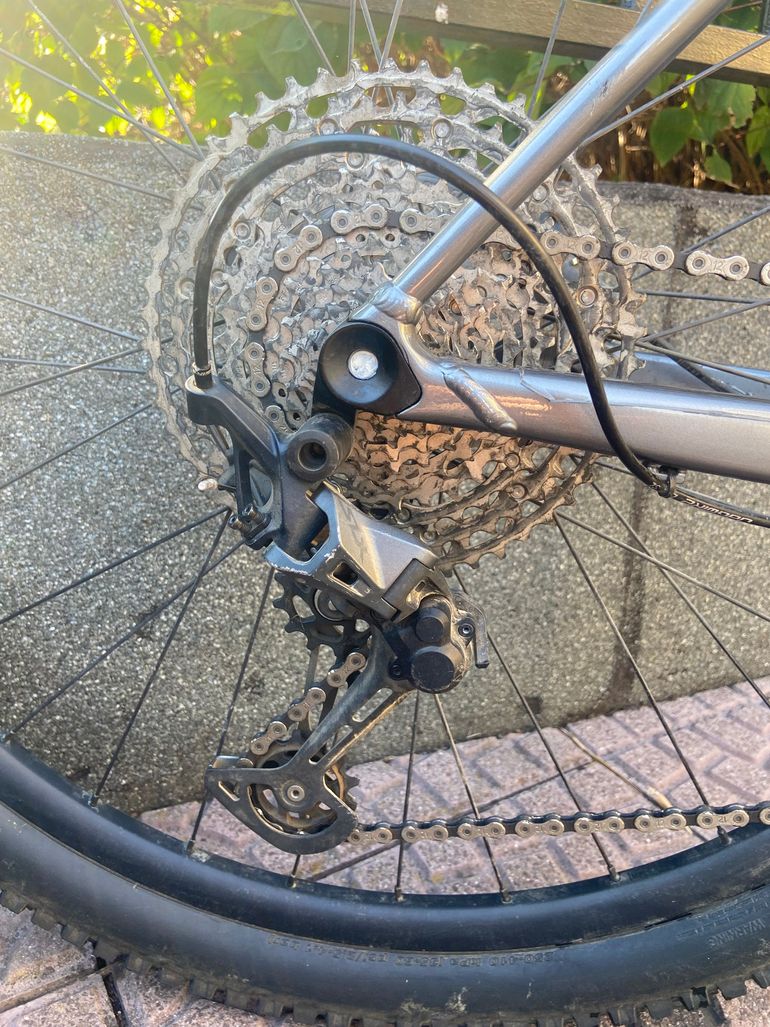 Used Scott Scale 965 2021 2021 Mountainbike, Light Gray, 29 — image 7 of 17