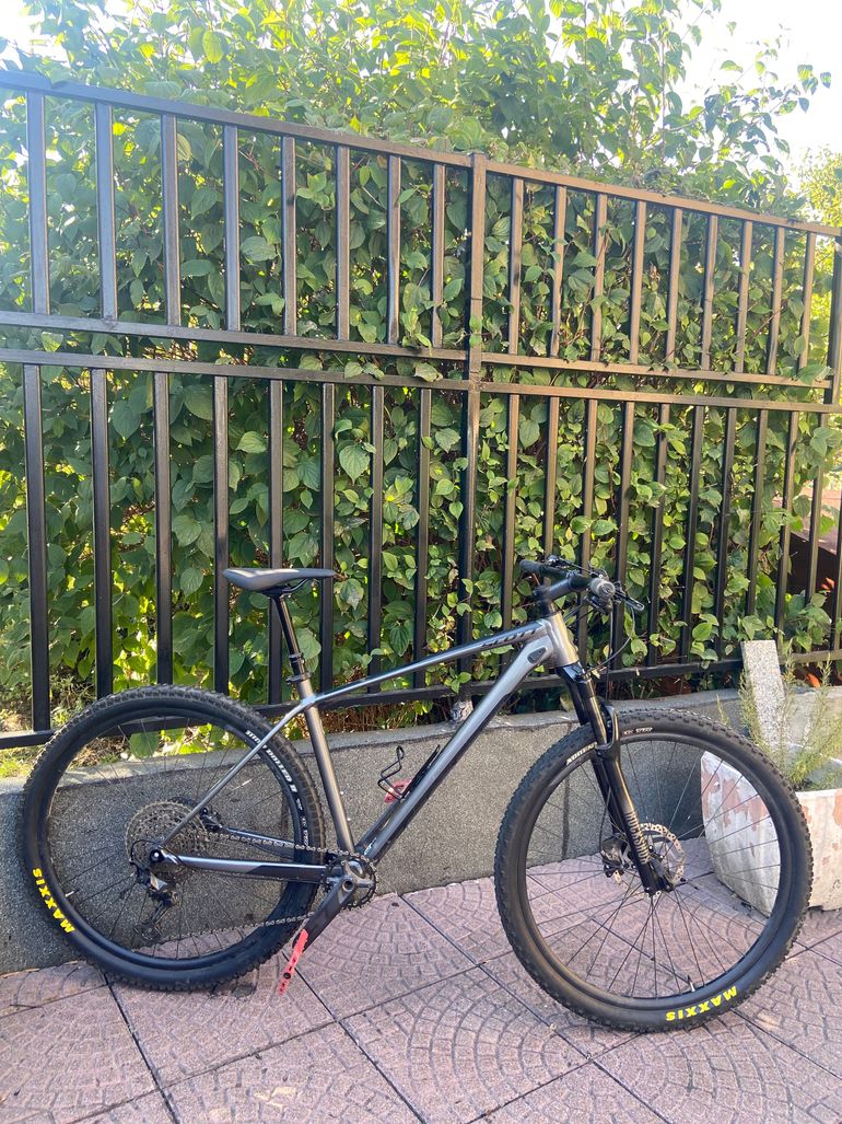 Used Scott Scale 965 2021 2021 Mountainbike, Light Gray, 29 — image 5 of 17