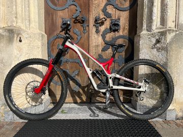 Brugt Commencal Supreme DH V4.4 2020 L 2020 Mountainbike — billede 2 af 12