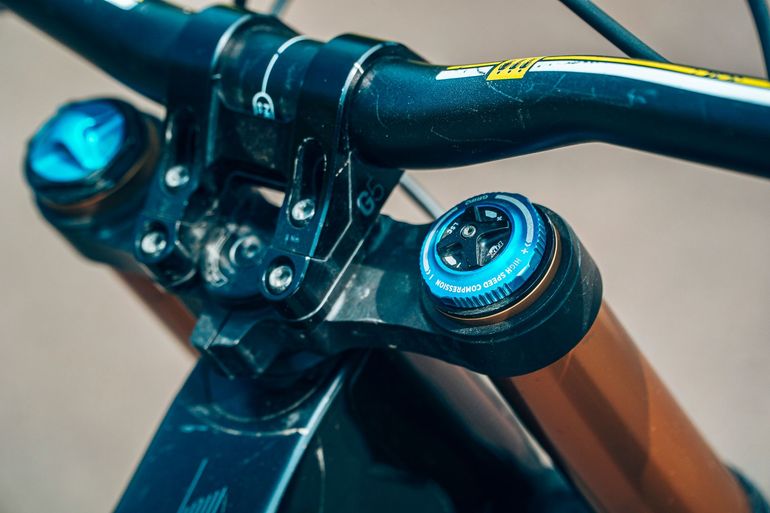 Käytetty Canyon Sender CFR FMD 2021 2021 Mountainbike — kuva 4 / 7