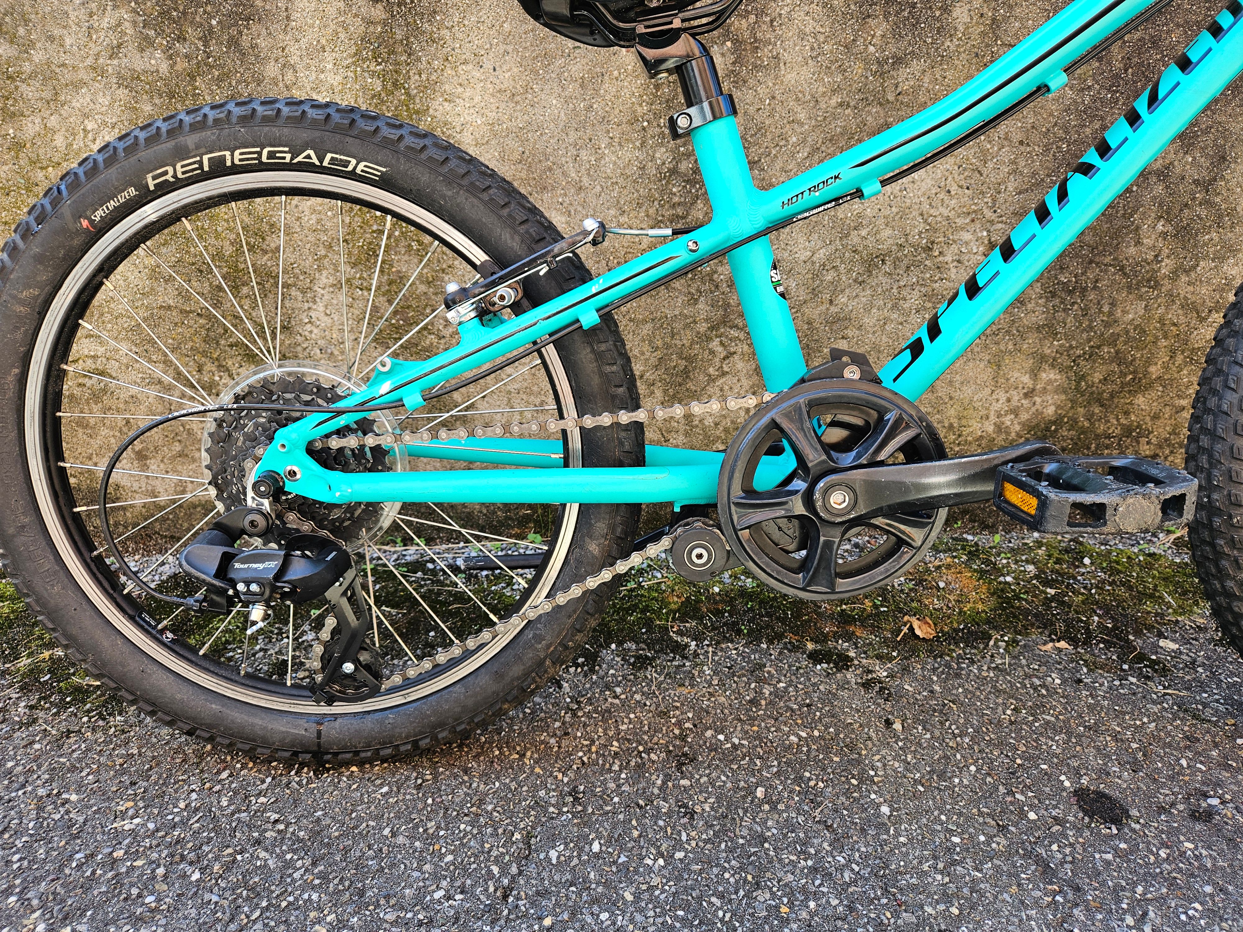 子ども用　Specializedスペシャライズド HOTROCK　20インチ 子ども用 Specializedスペシャライズド HOTROCK 20インチ SPECIALIZED