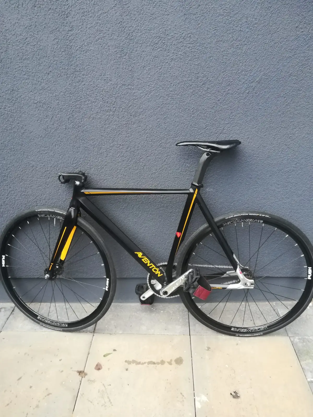 Aventon Diamond used in M buycycle