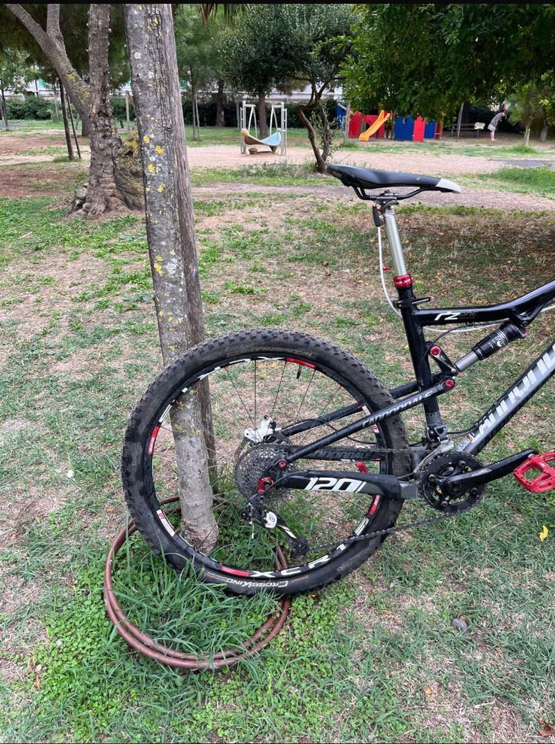 Použité Cannondale Rz120 2013 Mountainbike — obrázek 17 z 21
