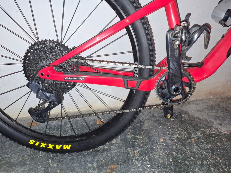 Used Orbea OIZ M20 TR 2022 2022 Mountainbike — image 3 of 7