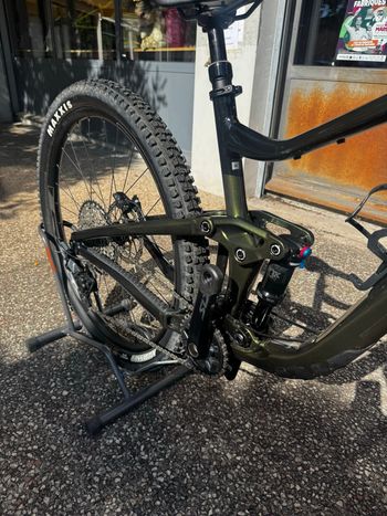 Used Giant Trance 29 1 2024 2024 Mountainbike, Green, 29 — image 7 of 8