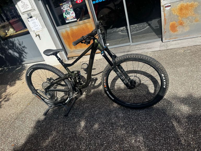 Used Giant Trance 29 1 2024 2024 Mountainbike, Green, 29 — image 6 of 8