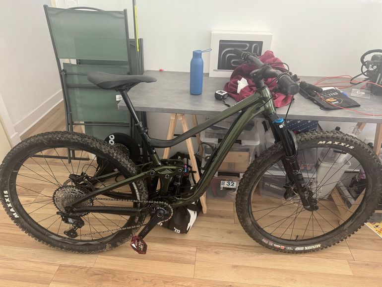 Used Giant Trance 29 1 2024 2024 Mountainbike, Green, 29 — image 1 of 7