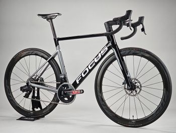 Focus, Izalco SRAM Force eTap AXS