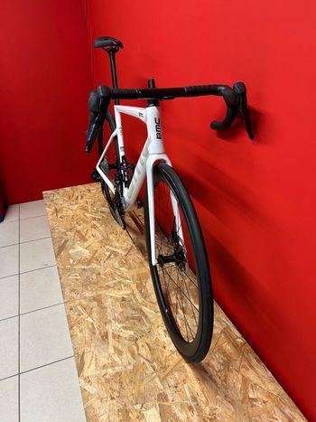 Used BMC Teammachine SLR01 Three 2026 2025 Road & Gravel, Weiß — image 5 of 7