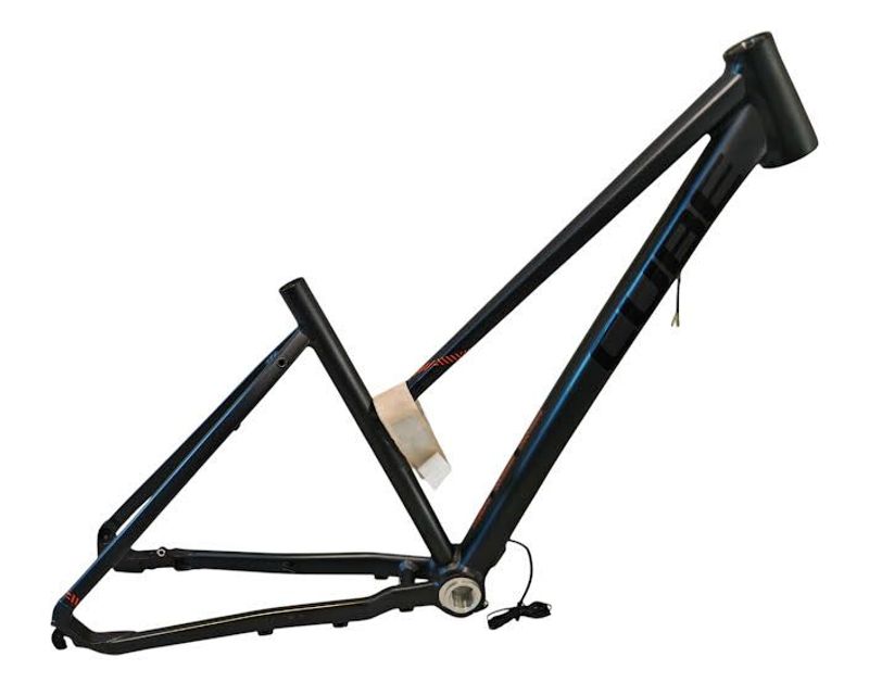 Used Lightweight TRAVEL Pro Frameset 2017 Mountainbike, Light Gray — image 1 of 9