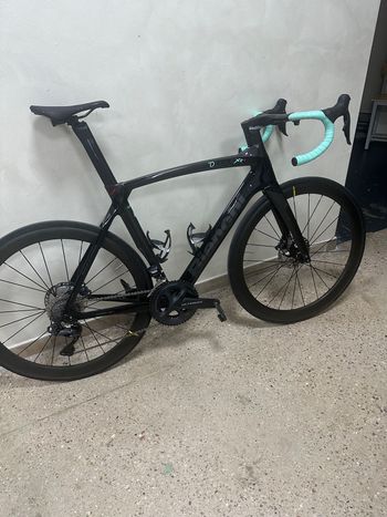 Used Bianchi Oltre Shimano Ultegra Di2 2021 Road & Gravel, Black — image 8 of 8
