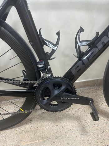 Used Bianchi Oltre Shimano Ultegra Di2 2021 Road & Gravel, Black — image 4 of 8