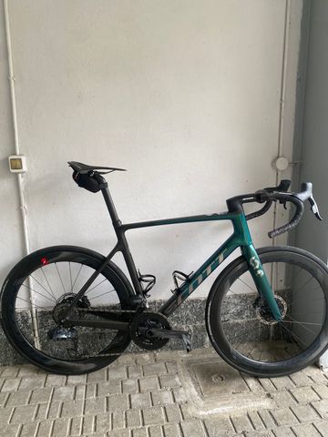 Used Scott Addict RC 20 2024 2024 Road & Gravel