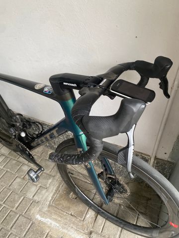 Scott Addict RC 20 2024 2024 Road & Gravel usato, Nero — immagine 2 di 5