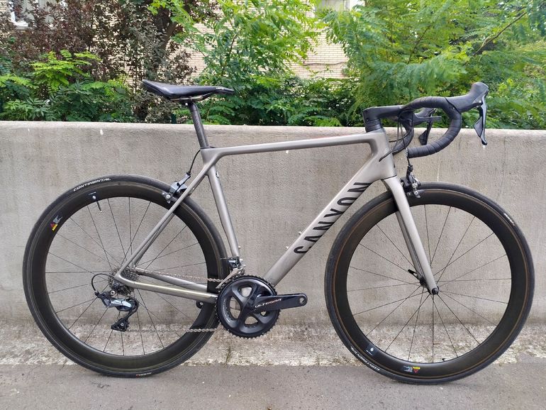 自転車本体 CANYON ULTIMATE CF SLX 8.0 2018 2018 Canyon Ultimate CF SLX Disc 8.0 Di2 – Specs