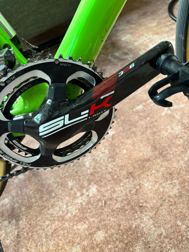 Used Colnago V1-r Ferrari Edition 2015 Road & Gravel — image 3 of 10
