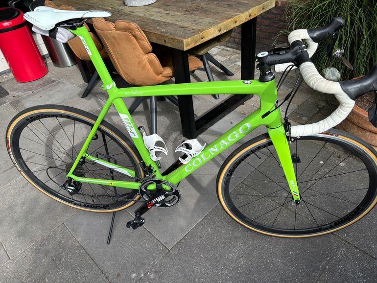 Used Colnago V1-r Ferrari Edition 2015 Road & Gravel — image 1 of 10