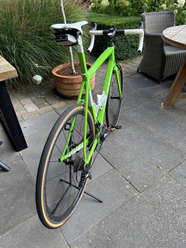 Used Colnago V1-r Ferrari Edition 2015 Road & Gravel — image 2 of 10