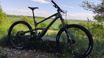 Used Cannondale Jekyll 1 2022 Mountainbike, Green — image 2 of 5