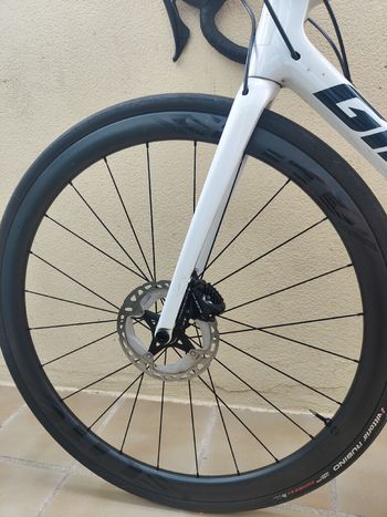Used Giant TCR Advanced Disc 2 2021 2021 Road & Gravel, White — image 4 of 10