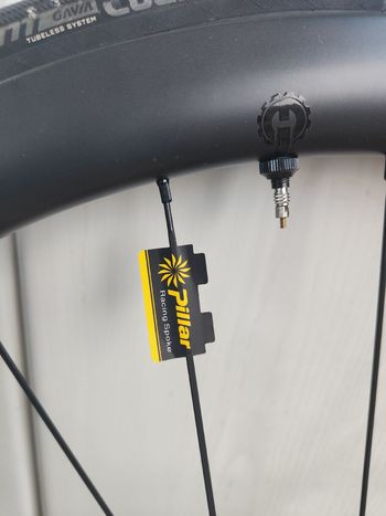 Used Giant TCR Advanced Disc 2 2021 2021 Road & Gravel, White — image 8 of 10