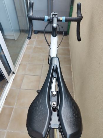 Used Giant TCR Advanced Disc 2 2021 2021 Road & Gravel, White — image 6 of 10