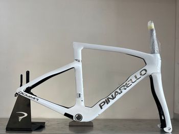 Used Pinarello Dogma Frameset 2025 Road & Gravel — image 9 of 11