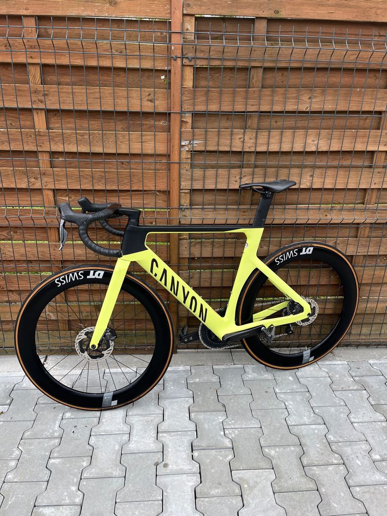 Brugt Canyon Aeroad CF SLX 8 Di2 2024 2024 Road & Gravel — billede 3 af 10