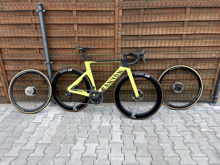Brugt Canyon Aeroad CF SLX 8 Di2 2024 2024 Road & Gravel — billede 9 af 10