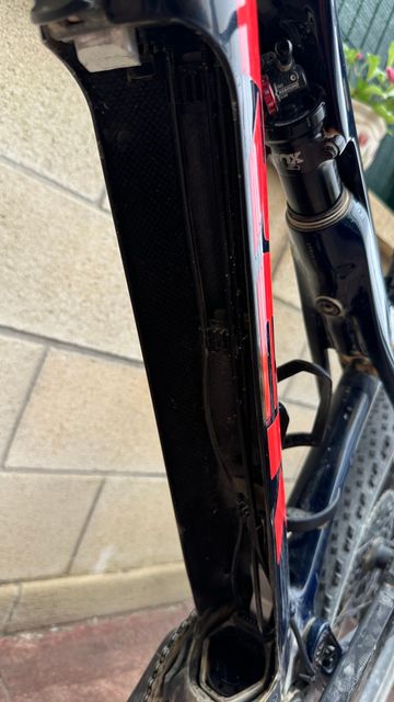 Tweedehands Trek E-Caliber 9.8 GX AXS Gen 2 2022 2022 MTB